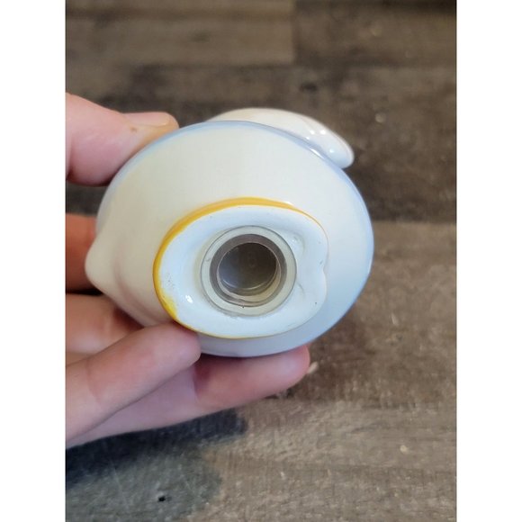 Chicken hen salt shaker‎ Decor kitchen accessory - Picture 4 of 4